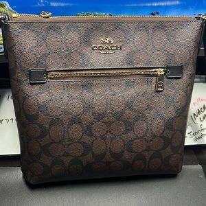 Coach Rowan’s File Bag in Signature Canvas